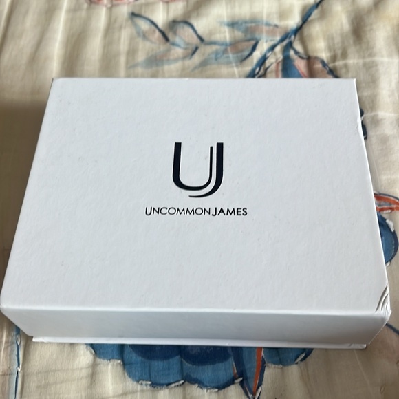 Uncommon James Large Square Hoops NWT - Picture 3 of 3